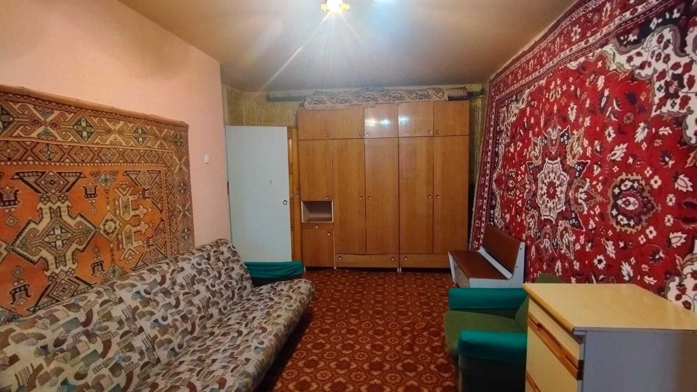 Long term rent 1 bedroom-(s) apartment Zernovyi Lane 5г