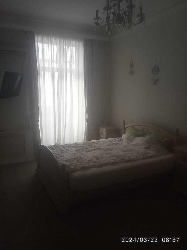 Long term rent 4 bedroom-(s) apartment Hirshmana Street 17