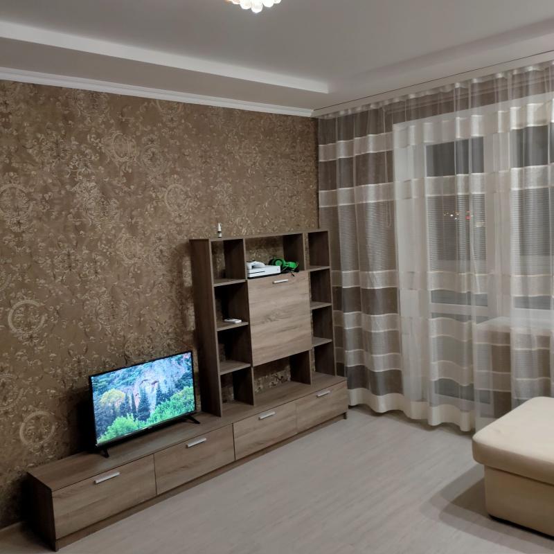Long term rent 2 bedroom-(s) apartment Pivnichna Street 16