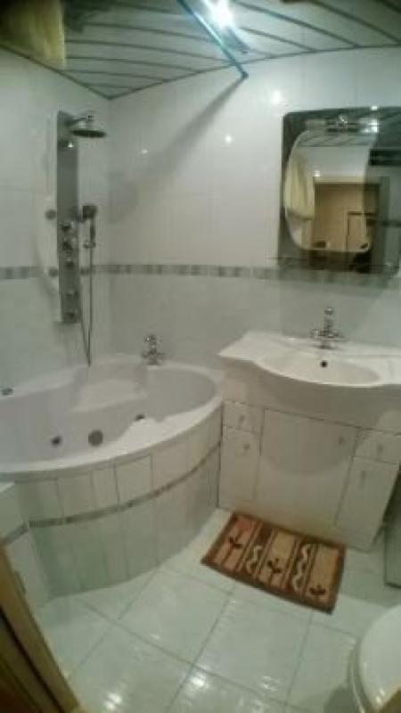 Long term rent 1 bedroom-(s) apartment Peremohy Avenue 62г