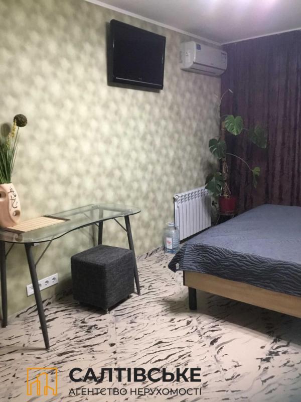 Sale 2 bedroom-(s) apartment 45 sq. m., Hvardiytsiv-Shyronintsiv Street 79б