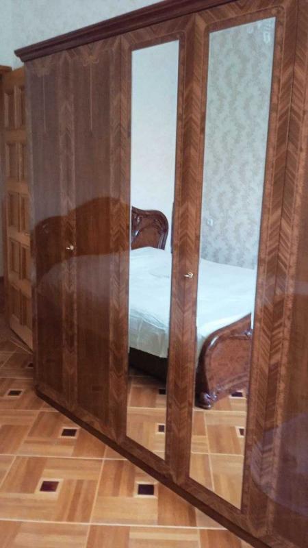 Long term rent 3 bedroom-(s) apartment Chernyshevska Street 15