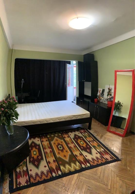 Long term rent 1 bedroom-(s) apartment Florentsii Street 10а