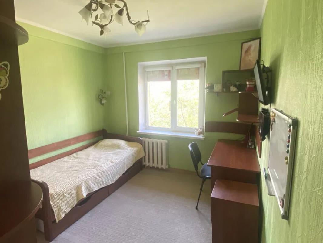 Long term rent 2 bedroom-(s) apartment Pavla Tychyny Avenue 12б