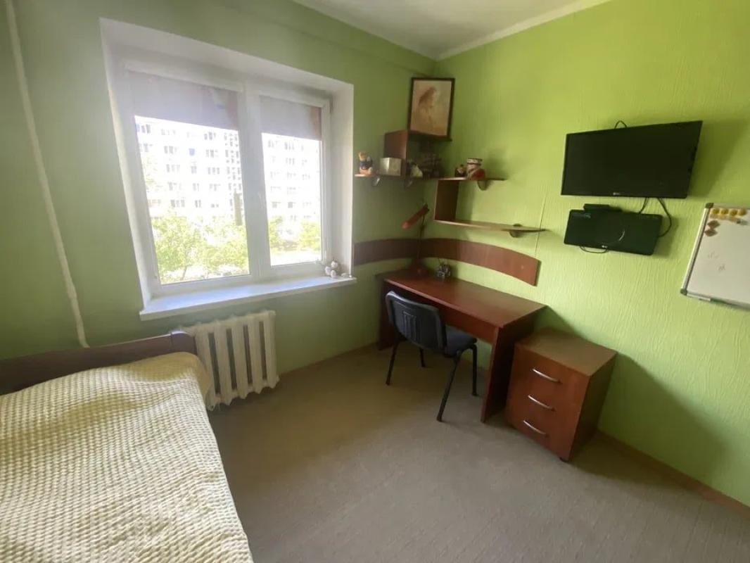 Long term rent 2 bedroom-(s) apartment Pavla Tychyny Avenue 12б