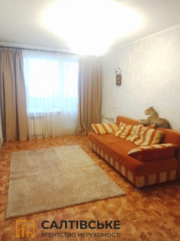 Sale 3 bedroom-(s) apartment 65 sq. m., Valentynivska street 22