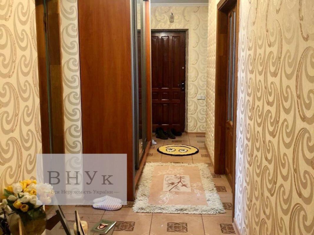 Sale 4 bedroom-(s) apartment 90 sq. m., Lesi Ukrainky Street 6