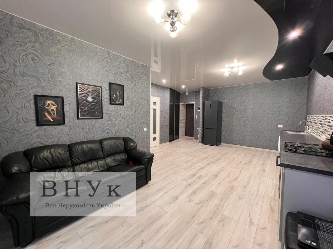 Продаж 2 кімнатної квартири 58 кв. м, Збаразька вул.