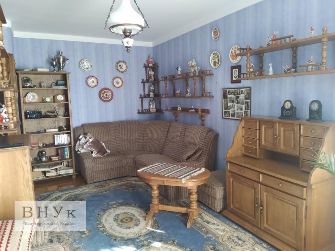 Sale 5 bedroom-(s) apartment 140 sq. m., Biletska Street