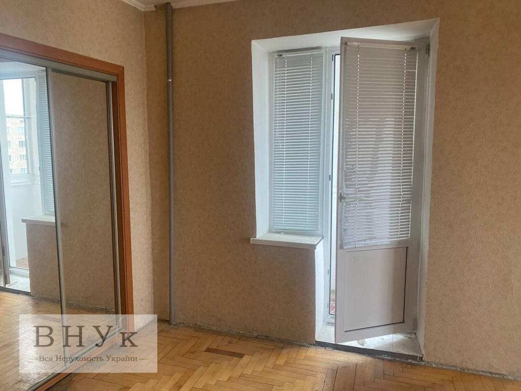 Продаж 1 кімнатної квартири 36 кв. м, Лесі Українки вул. 14