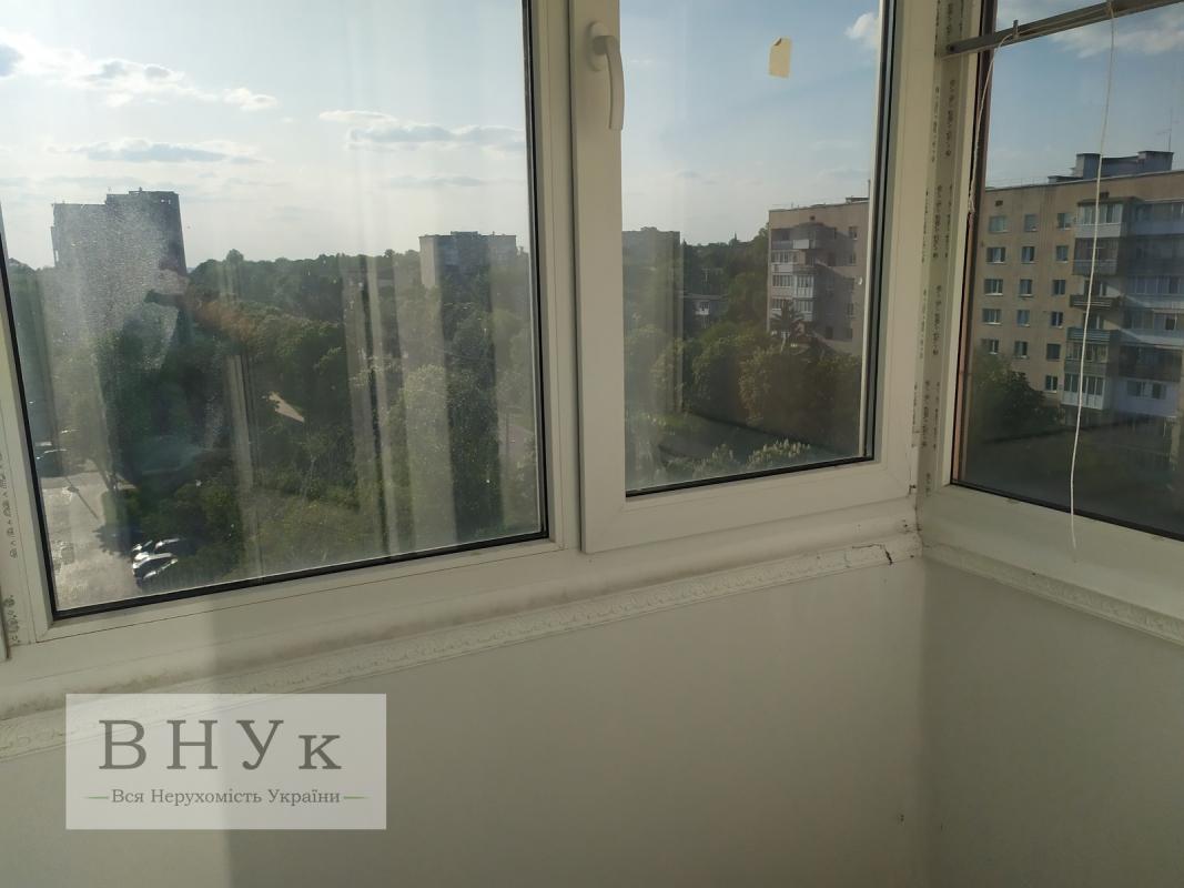 Продаж 1 кімнатної квартири 36 кв. м, Лесі Українки вул. 14