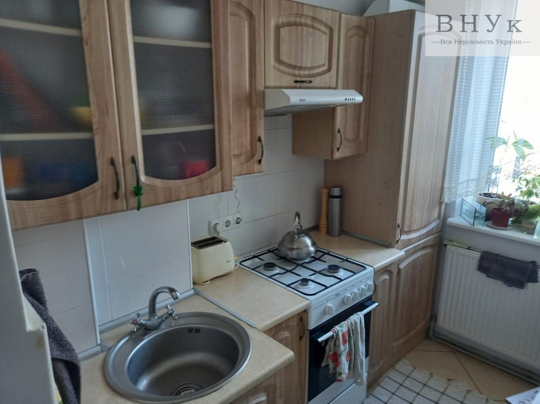 Sale 2 bedroom-(s) apartment 50 sq. m., Chernivetska Street 4