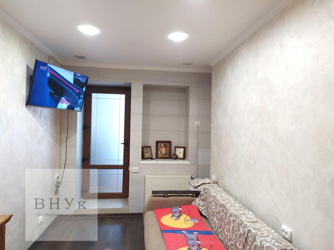 Sale 3 bedroom-(s) apartment 80 sq. m., Mykulynetska Street 13