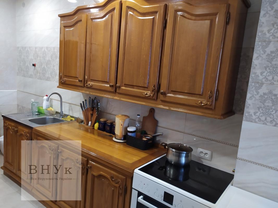 Sale 3 bedroom-(s) apartment 80 sq. m., Mykulynetska Street 13