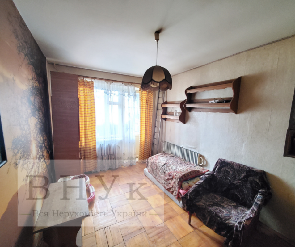 Sale 5 bedroom-(s) apartment 100 sq. m., Obolonia Street