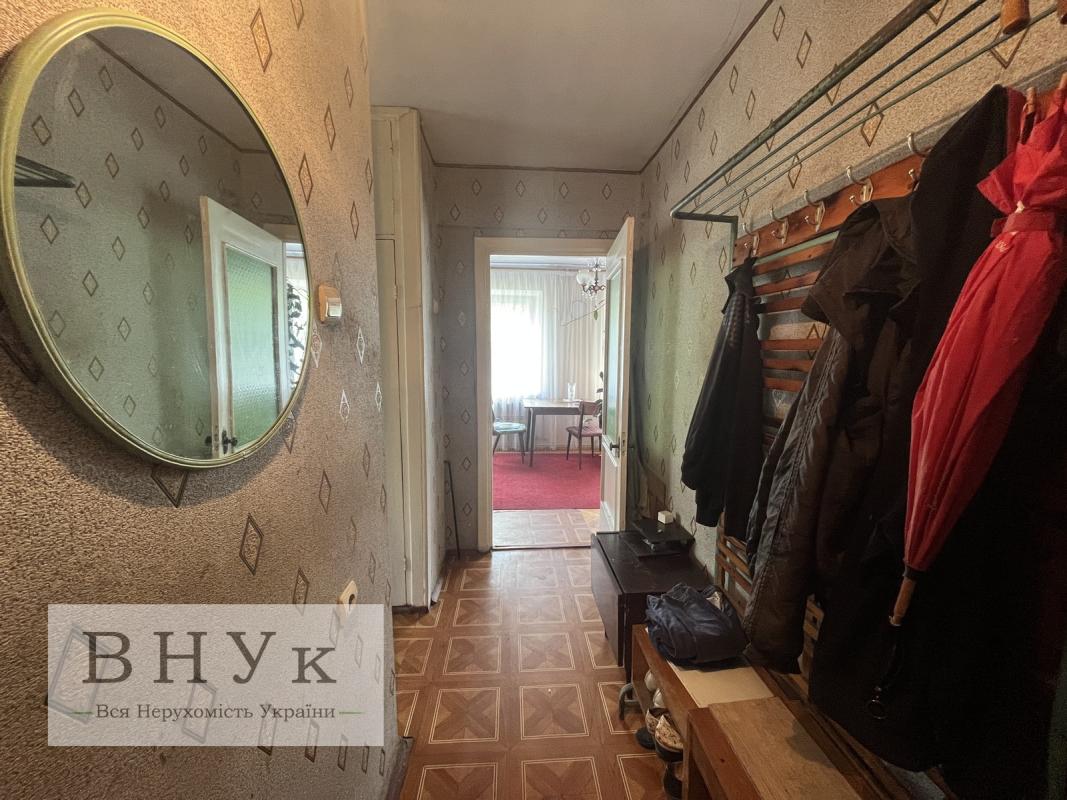 Продаж 3 кімнатної квартири 50 кв. м, Лесі Українки вул. 9