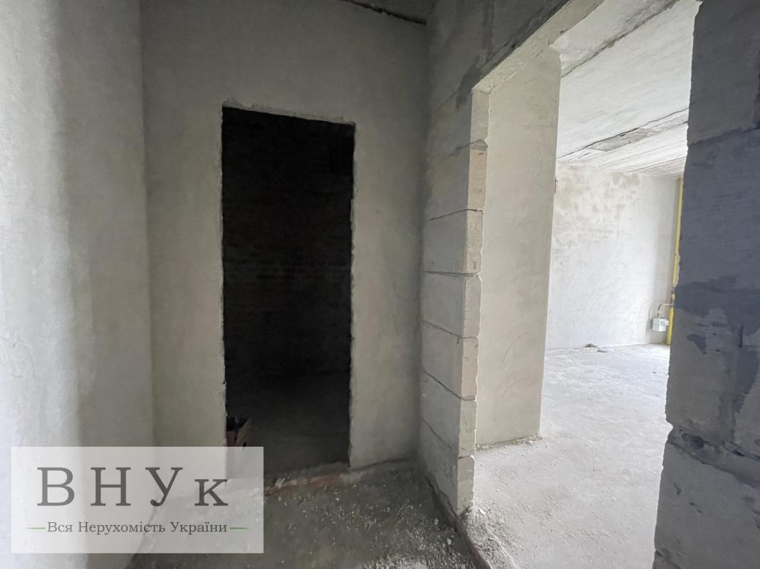 Sale 1 bedroom-(s) apartment 38 sq. m., Shpytalna Street 6