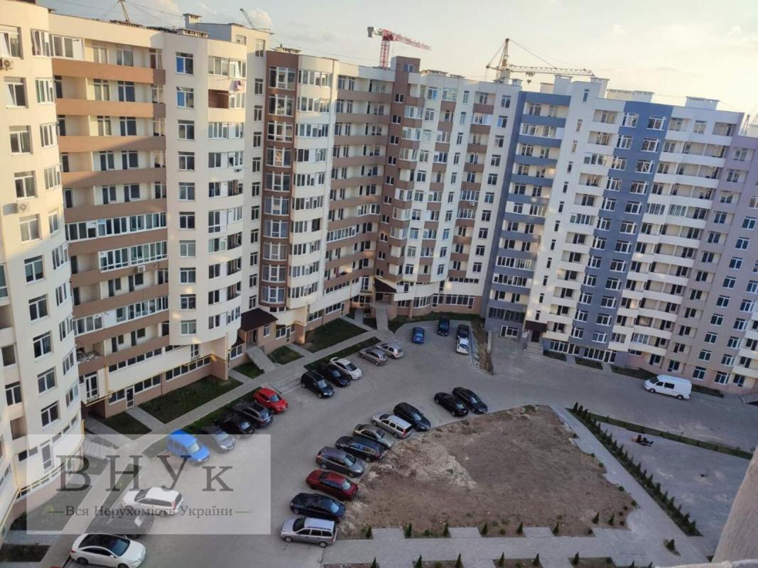 Продаж 1 кімнатної квартири 56 кв. м, Київська вул.