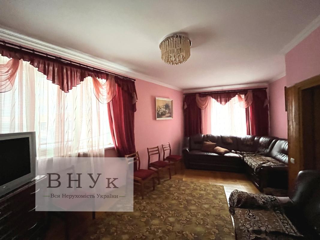 Продаж 3 кімнатної квартири 75 кв. м, Вагилевича вул. (Пархоменка) 9