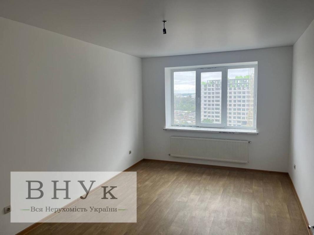 Продаж 1 кімнатної квартири 41 кв. м, Смакули вул.