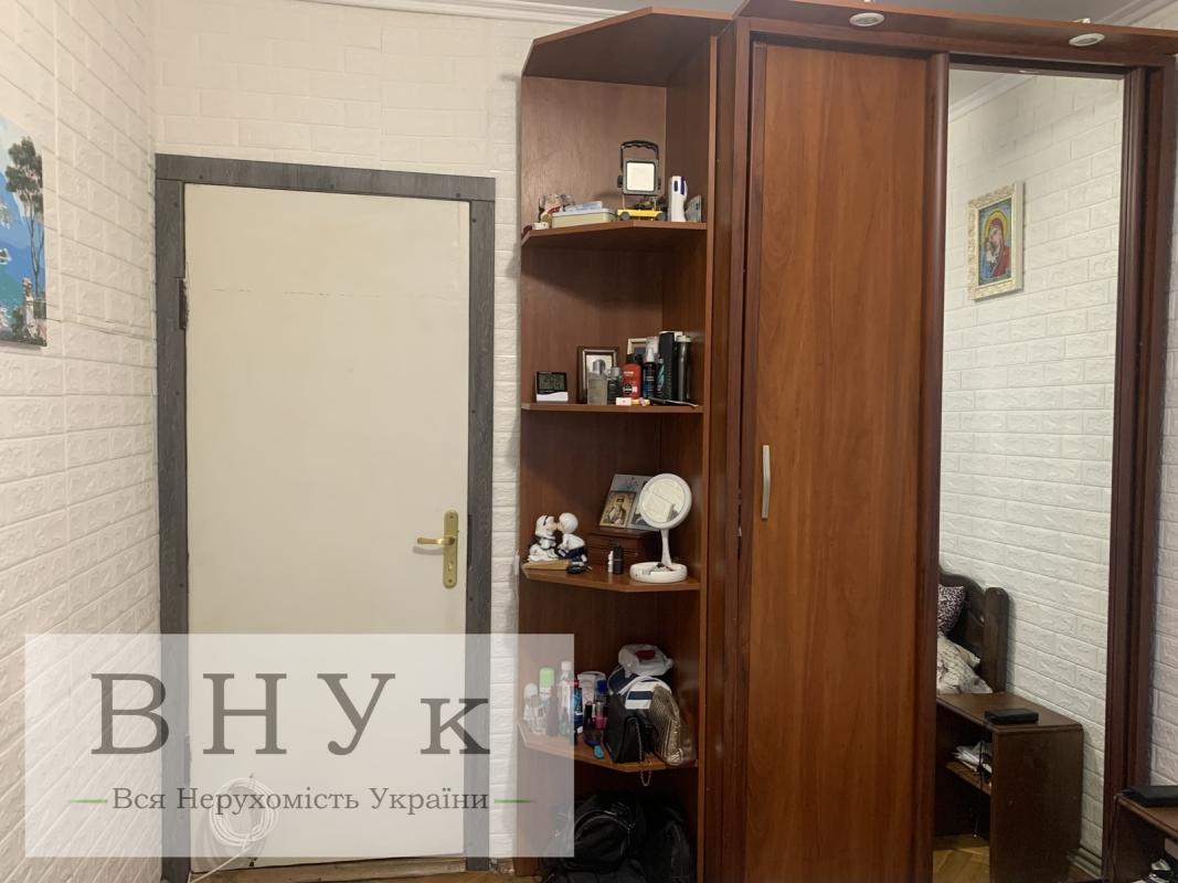 Sale 3 bedroom-(s) apartment 64 sq. m., Kyivska Street 12