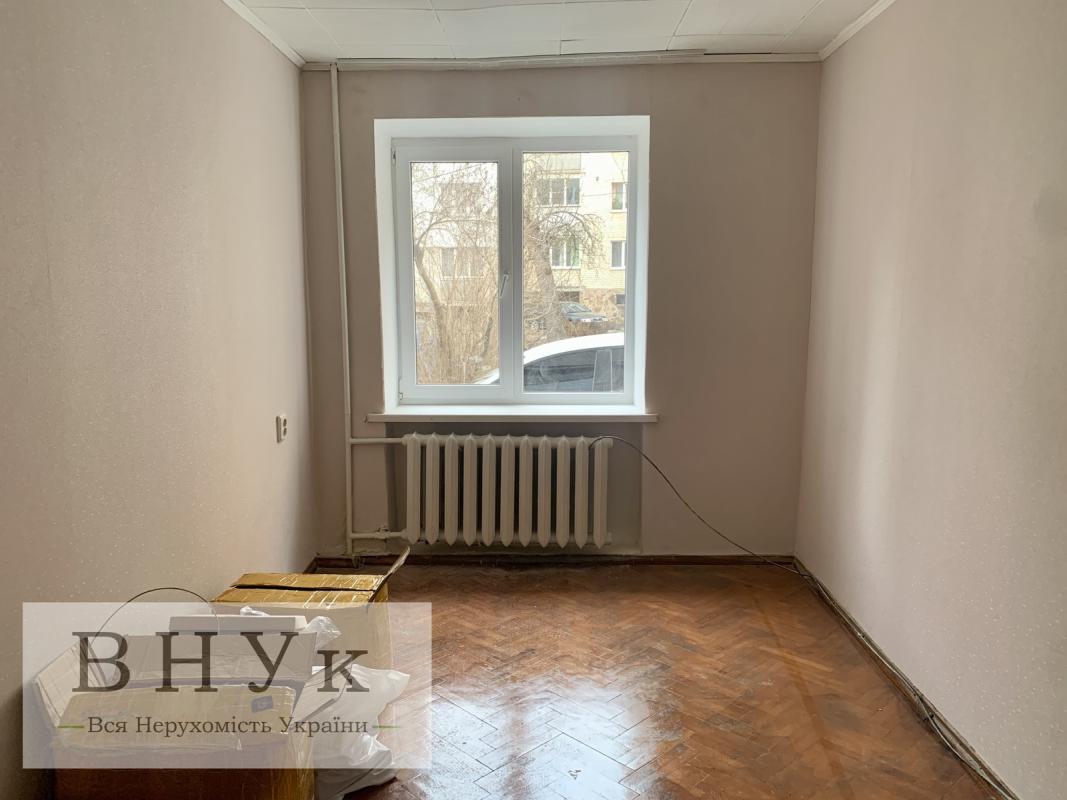 Sale 3 bedroom-(s) apartment 53 sq. m., Torhovytsia Street (Zhyvova Street) 14