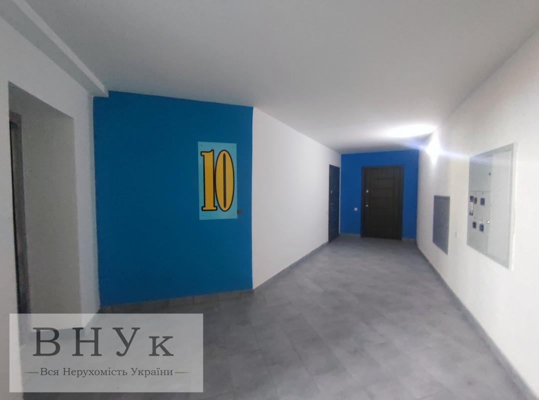 Продаж 2 кімнатної квартири 71 кв. м, Чумацька вул. 15