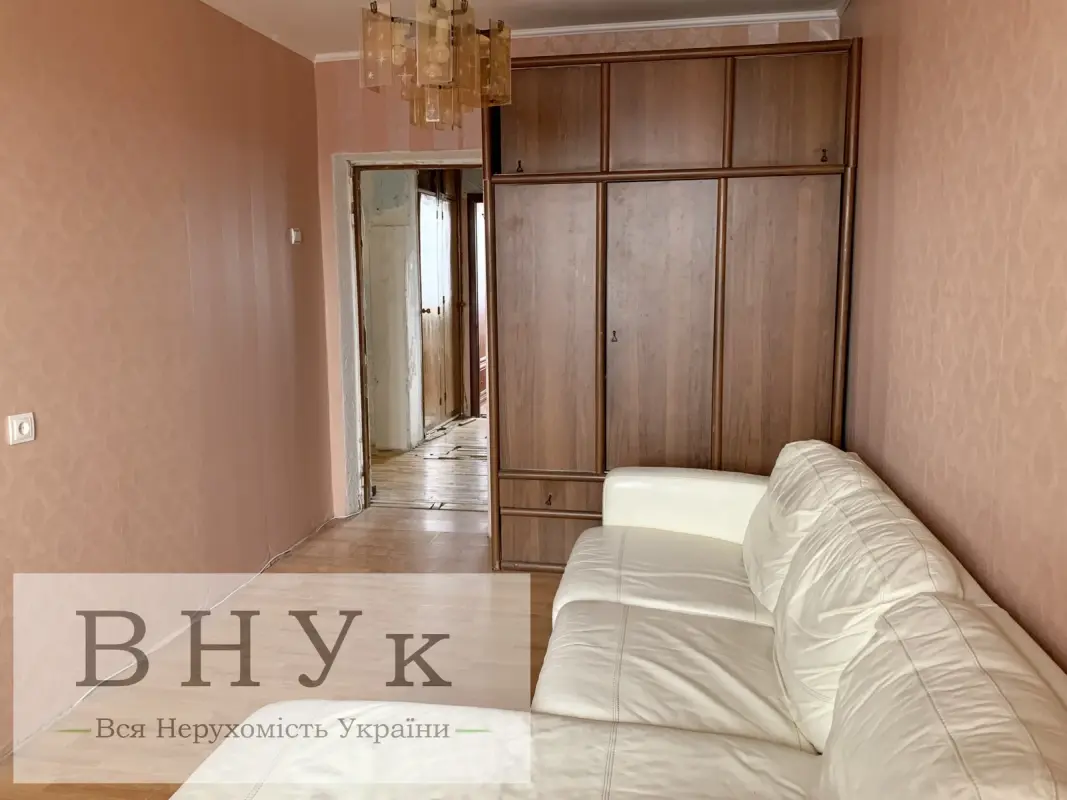 Apartment for sale - Zakhysnykiv Ukrainy Street