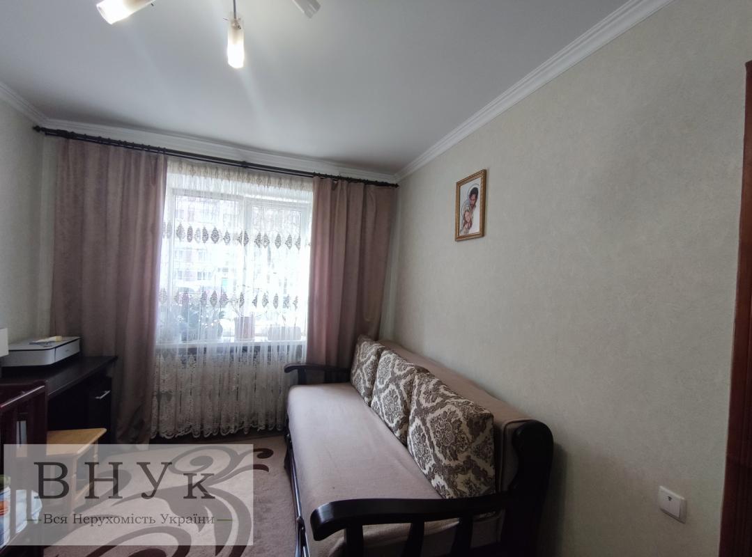 Sale 2 bedroom-(s) apartment 41 sq. m., Brodivska Street 13