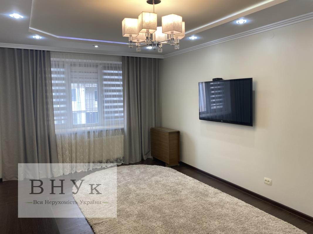 Sale 3 bedroom-(s) apartment 72 sq. m., Luchakivskoho Street 3