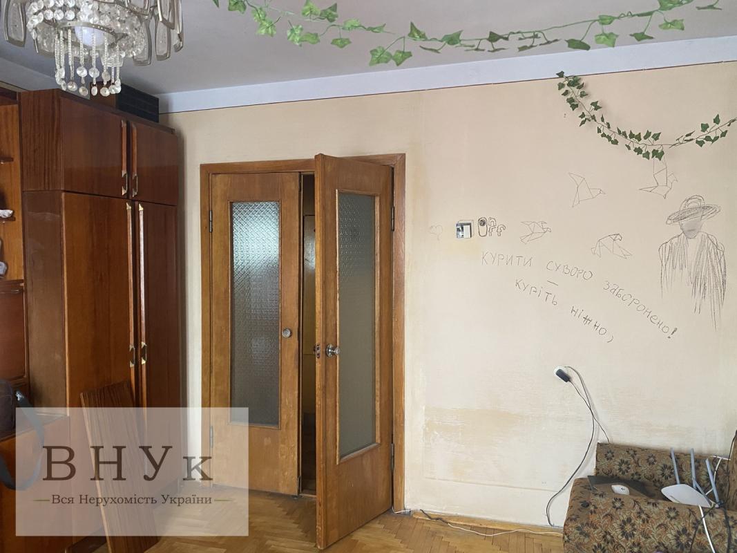 Продажа 3 комнатной квартиры 64 кв. м, Киевская ул. 11