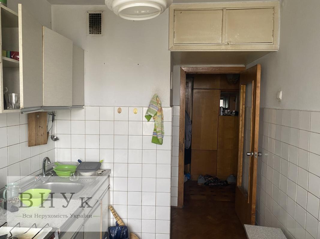 Sale 3 bedroom-(s) apartment 64 sq. m., Kyivska Street 11