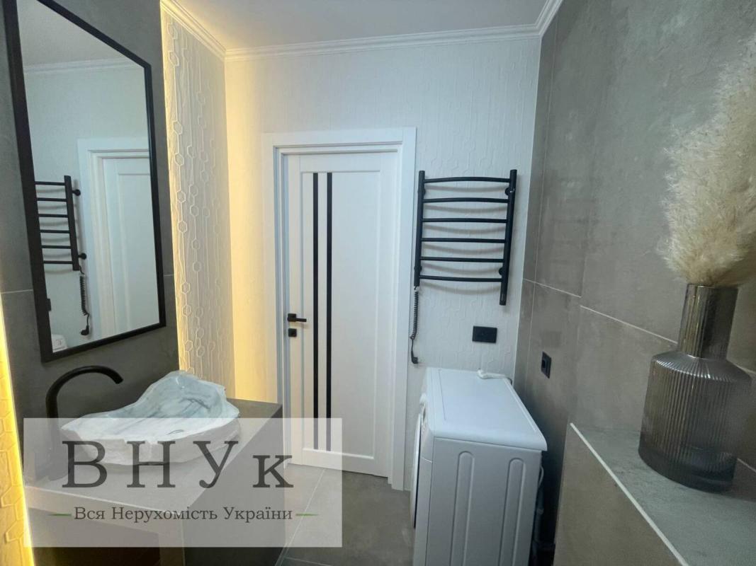 Sale 3 bedroom-(s) apartment 56 sq. m., Kyivska Street 11
