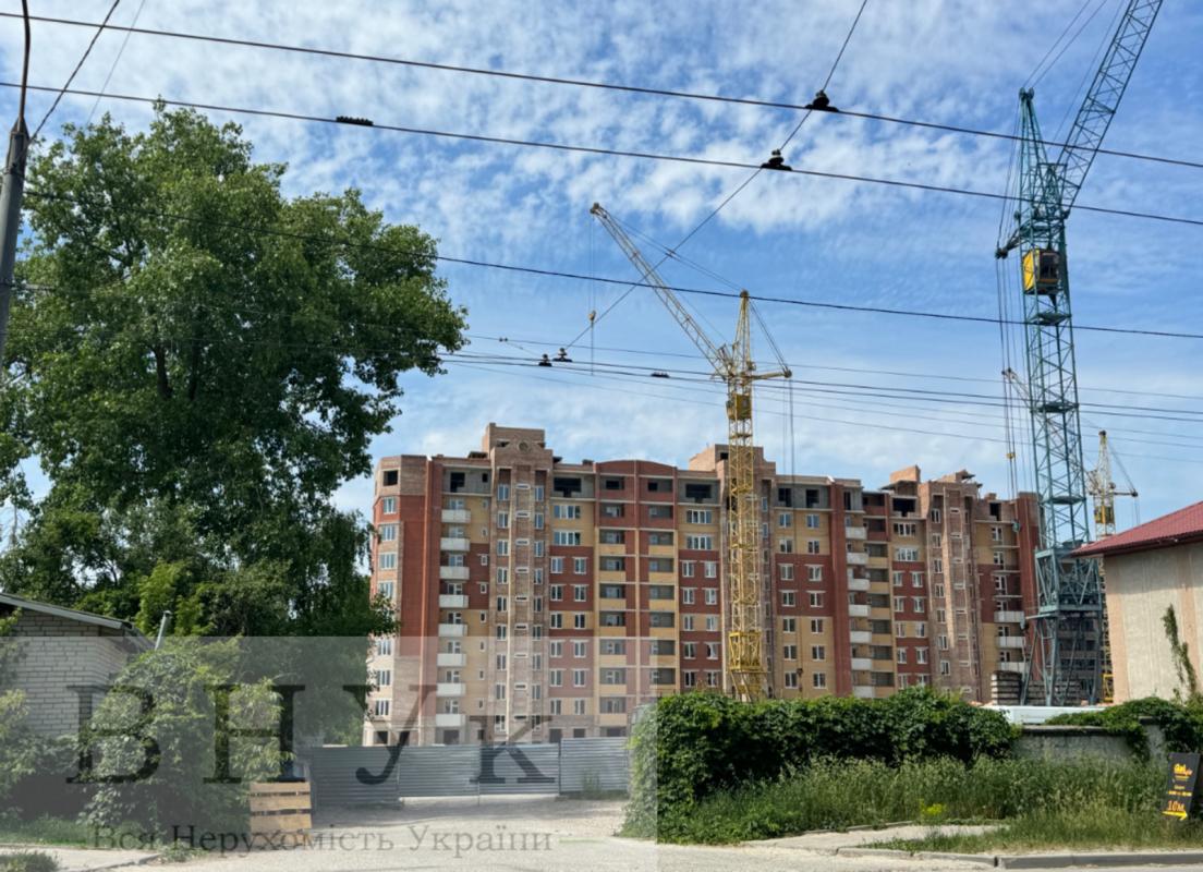 Продаж 1 кімнатної квартири 44 кв. м, Тролейбусна вул. 12