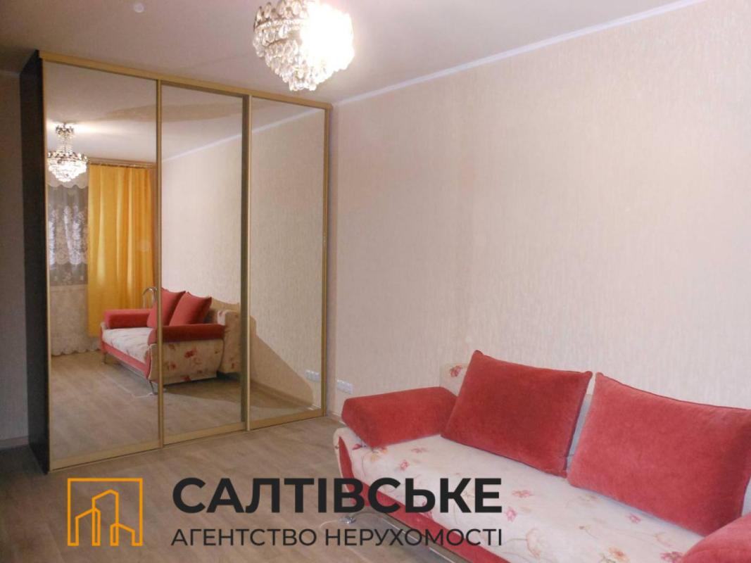 Продаж 1 кімнатної квартири 33 кв. м, Тракторобудівників просп. 162г