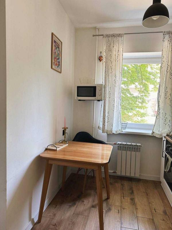 Продаж 2 кімнатної квартири 37 кв. м, Олени Теліги вул. 35