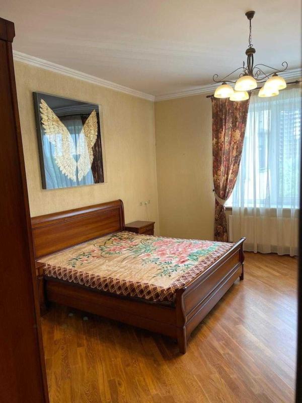 Sale 3 bedroom-(s) apartment 157 sq. m., Moldovska Street (Moldavska Street) 2