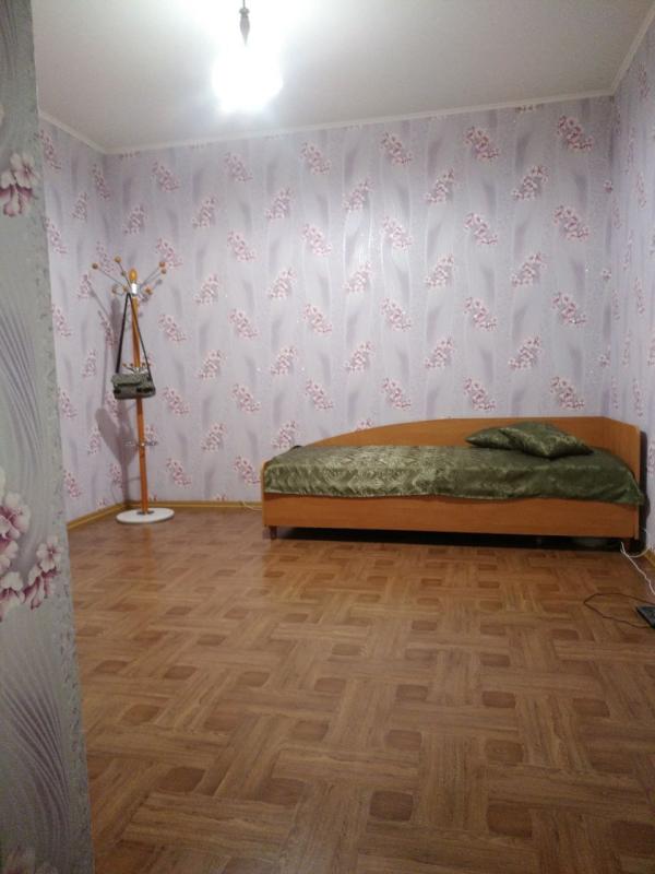 Long term rent 1 bedroom-(s) apartment Zdolbunivska Street 13