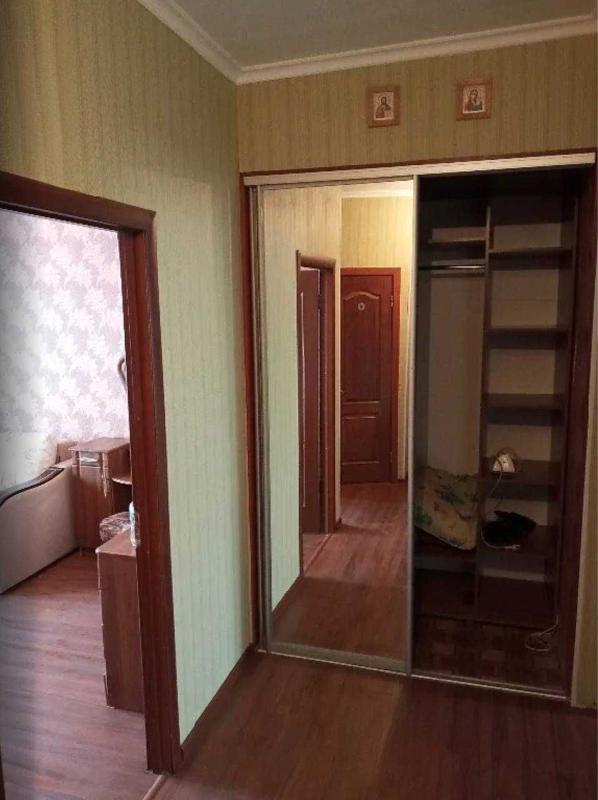 Sale 2 bedroom-(s) apartment 45 sq. m., Chervonotkatska Street 27а