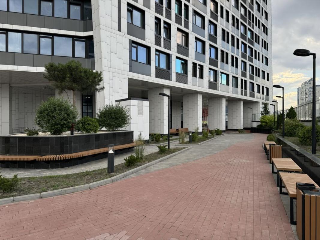 Sale 1 bedroom-(s) apartment 53 sq. m., Beresteiska Avenue (Peremohy Avenue) 11