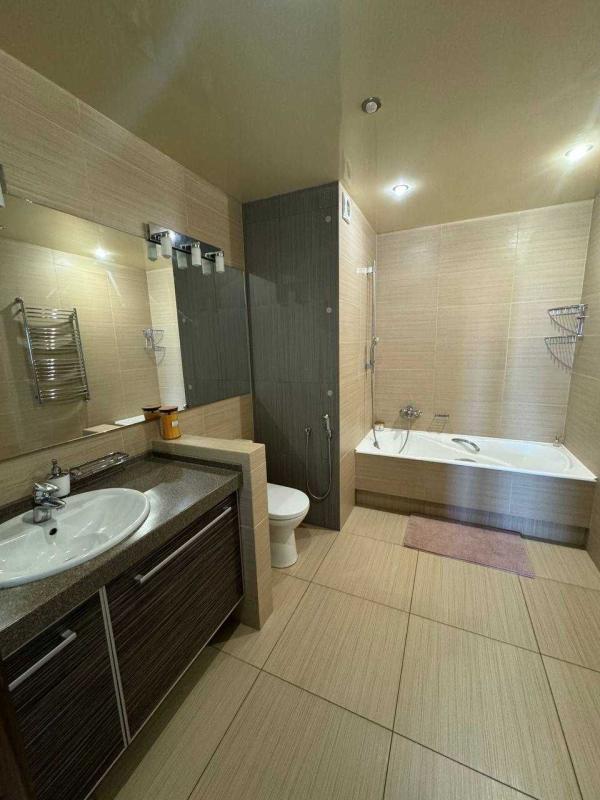 Sale 3 bedroom-(s) apartment 105 sq. m., Dragomanova Street 31б