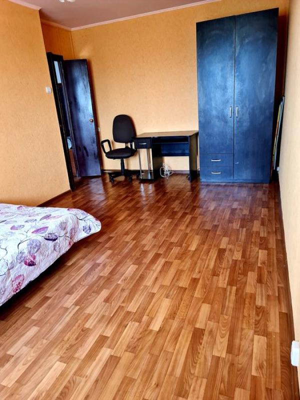 Long term rent 1 bedroom-(s) apartment Valentynivska street 18