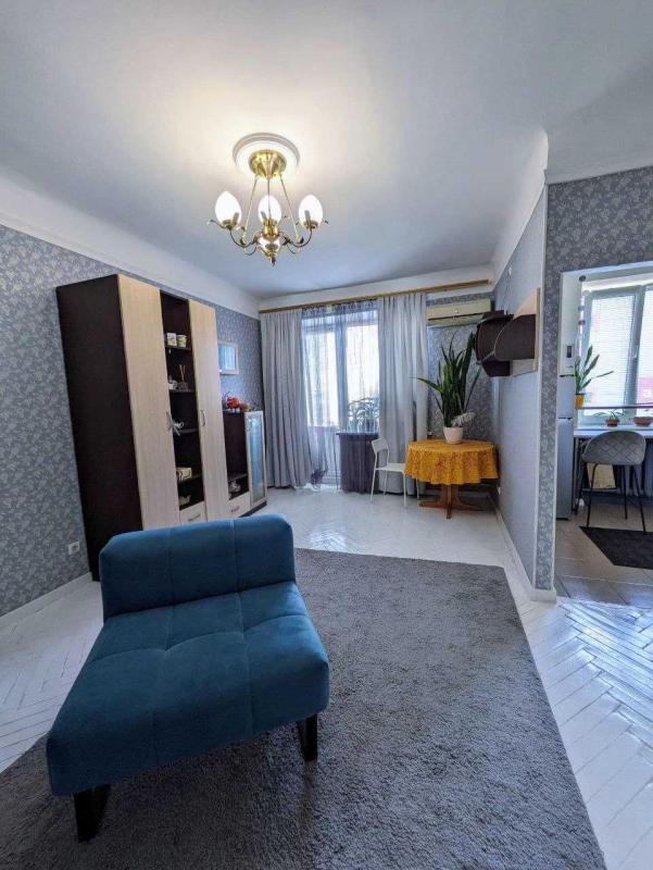 Sale 3 bedroom-(s) apartment 60 sq. m., Myru Avenue 2/3