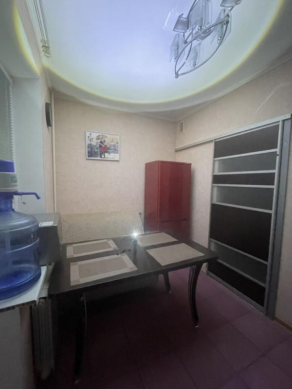 Sale 1 bedroom-(s) apartment 33 sq. m., Petra Vershyhory Street 9а