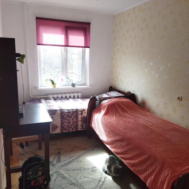 Продаж 2 кімнатної квартири 44 кв. м, Березняківська вул. 16а
