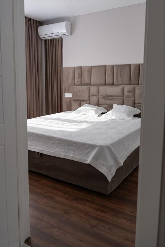 Sale 1 bedroom-(s) apartment 48 sq. m., Dniprovska Embarkment 14к