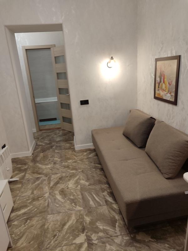 Long term rent 1 bedroom-(s) apartment Staronavodnytska Street 4