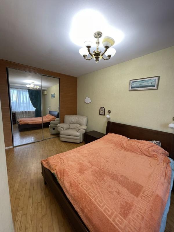 Long term rent 2 bedroom-(s) apartment Virmenskyi Lane 1/3