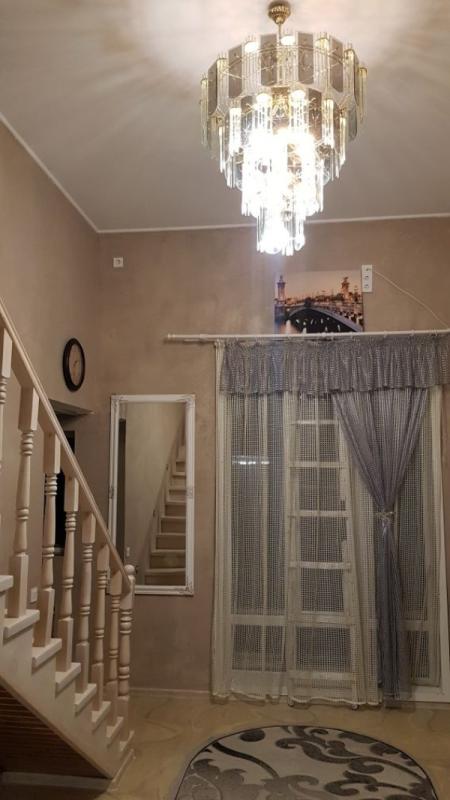 Long term rent 3 bedroom-(s) apartment Pereiaslavska Street 23