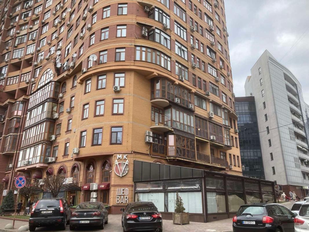 Продаж 2 кімнатної квартири 84 кв. м, Євгена Коновальця вул. (Щорса) 36В